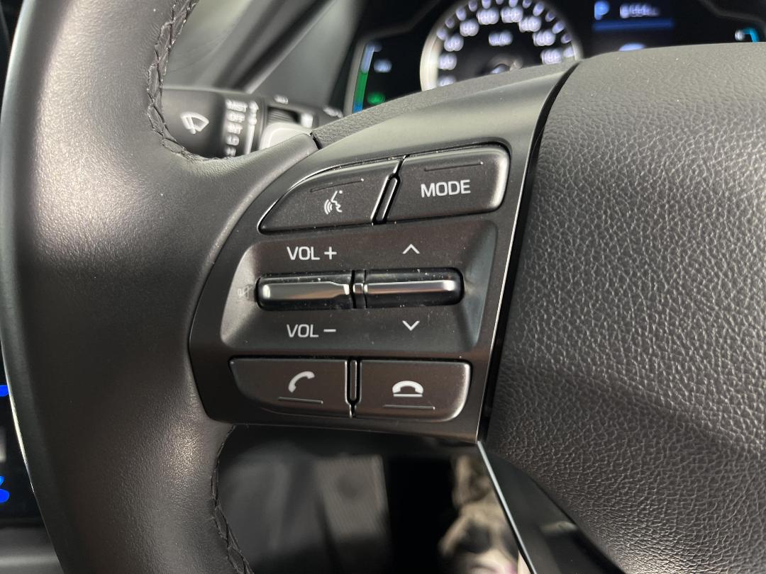 Photo '24' of Hyundai Ioniq