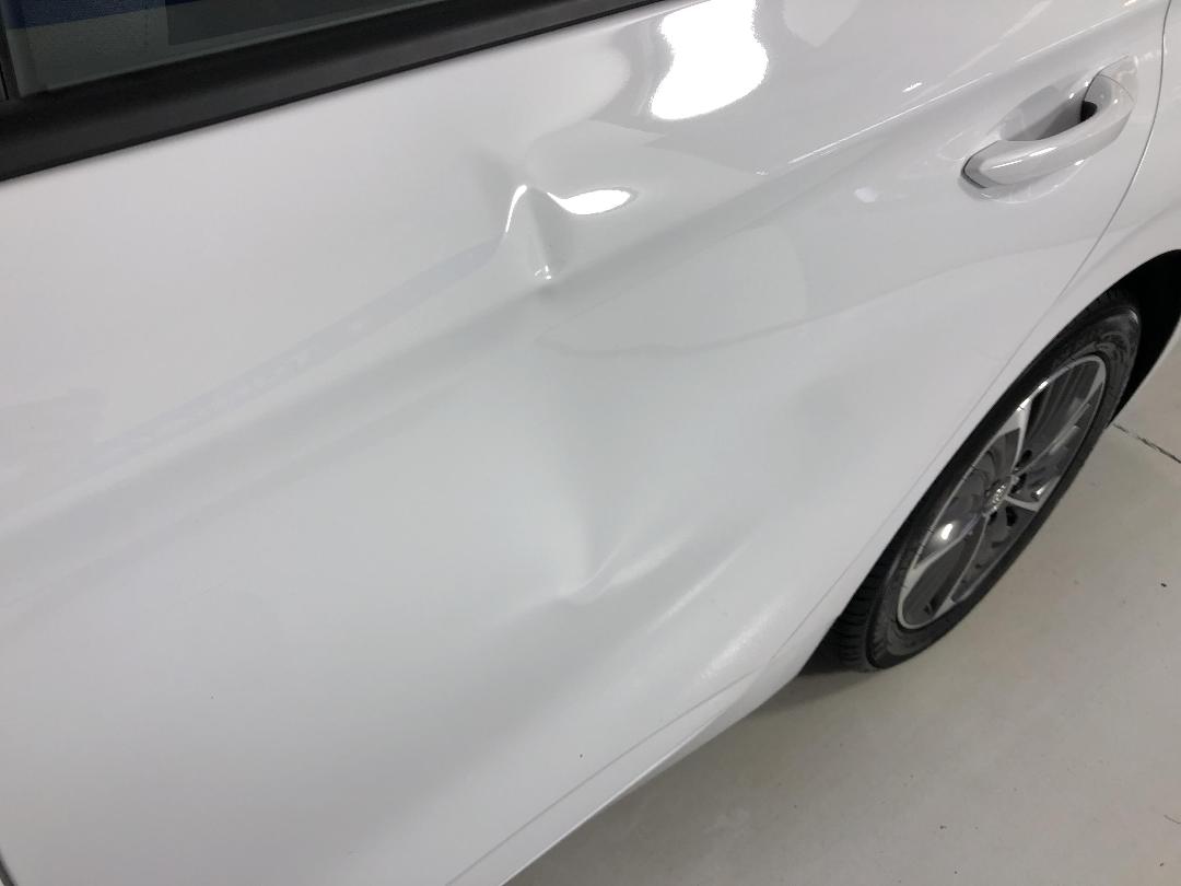 Photo '27' of Hyundai Ioniq Photo '27' of Hyundai Ioniq