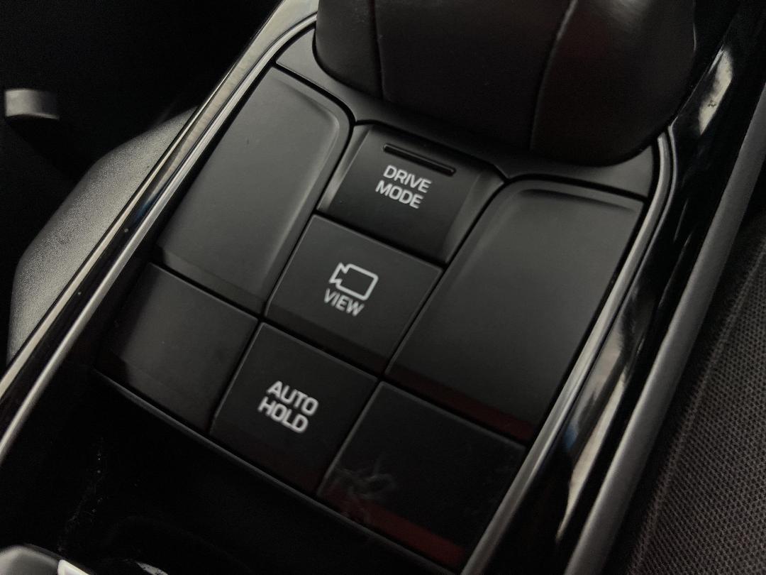 Photo '27' of Hyundai Ioniq Photo '27' of Hyundai Ioniq