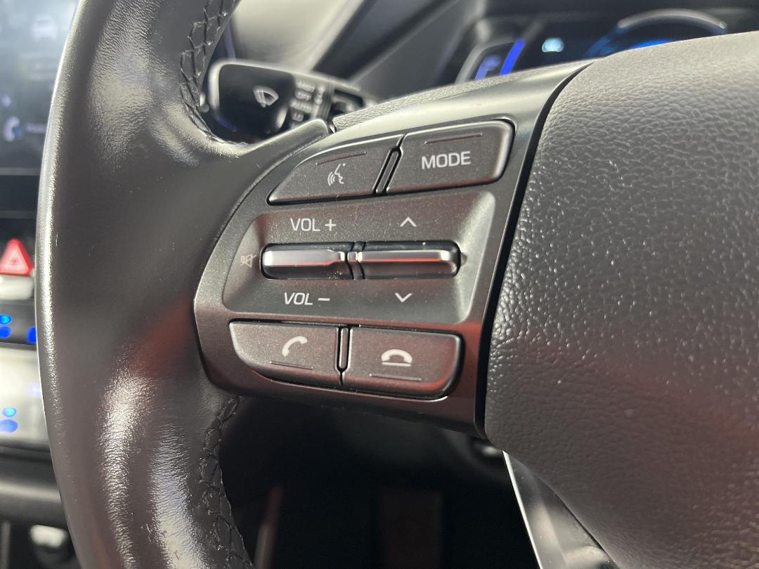 Photo '25' of Hyundai Ioniq Photo '25' of Hyundai Ioniq