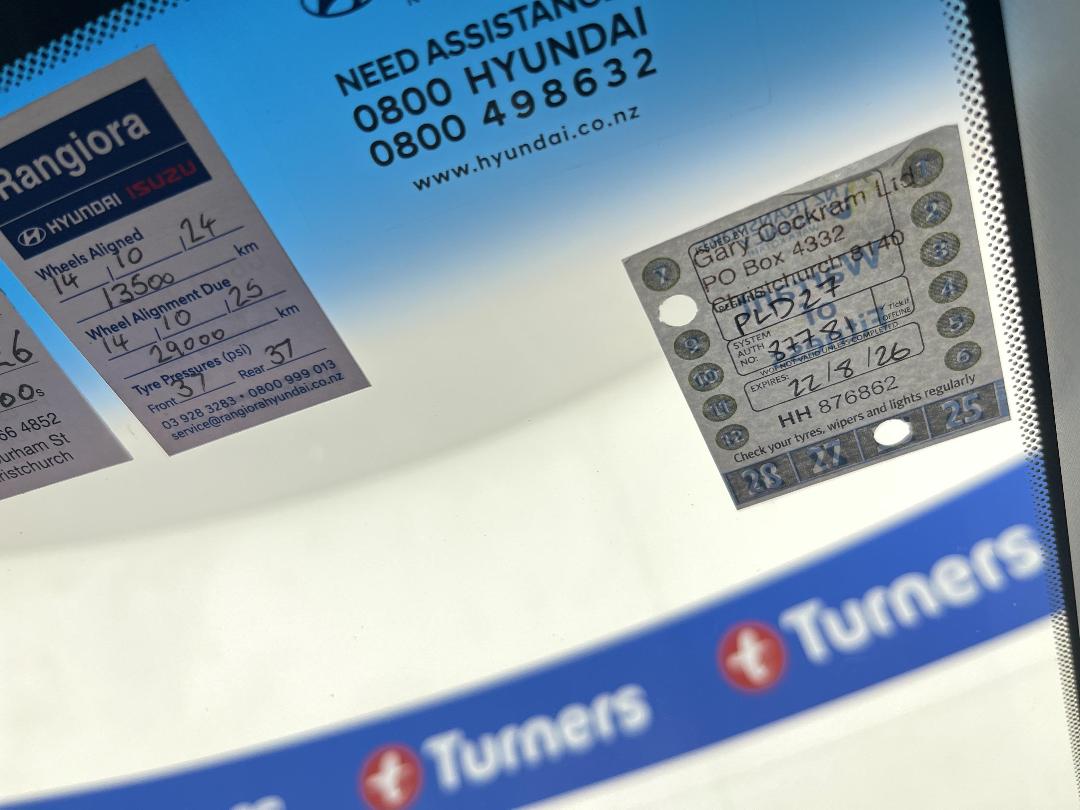 Photo '23' of Hyundai Ioniq Photo '23' of Hyundai Ioniq