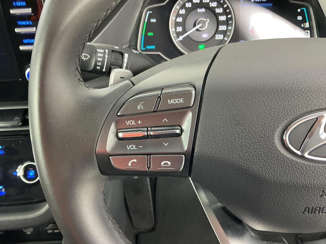 Photo '23' of Hyundai Ioniq Photo '23' of Hyundai Ioniq