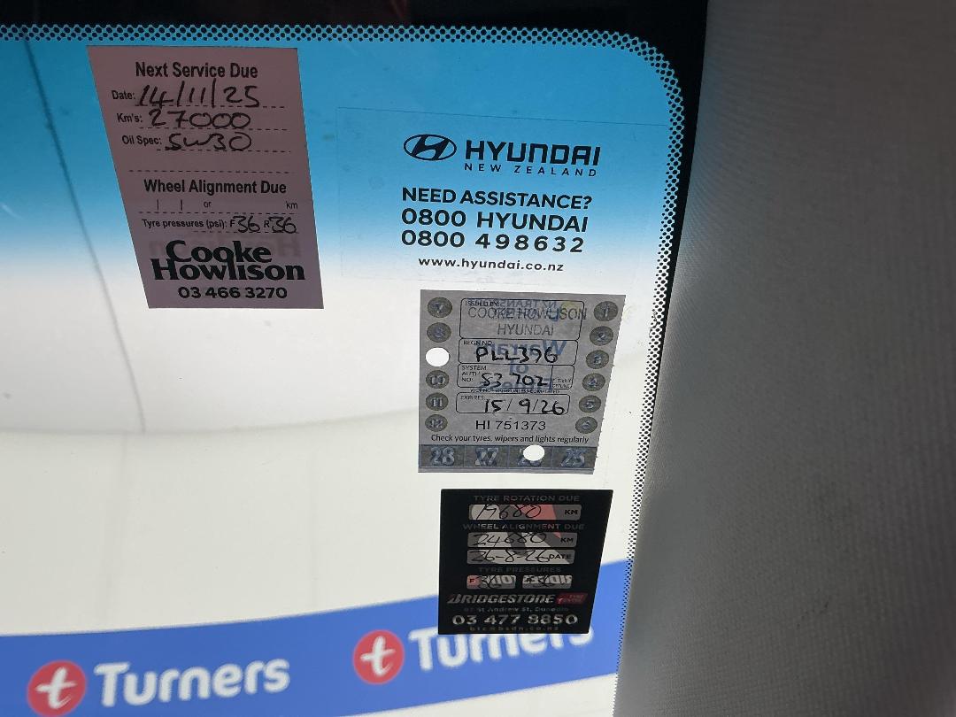 Photo '26' of Hyundai Ioniq Photo '26' of Hyundai Ioniq