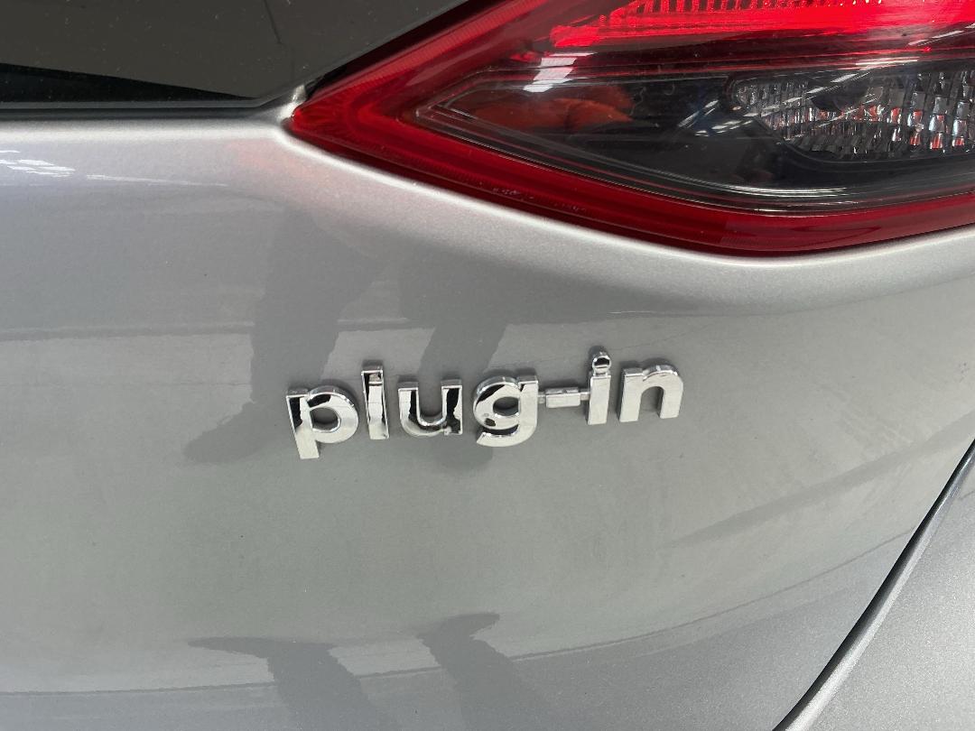 Photo '30' of Hyundai Ioniq Photo '30' of Hyundai Ioniq