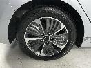 Thumbnail '12' of Hyundai Ioniq