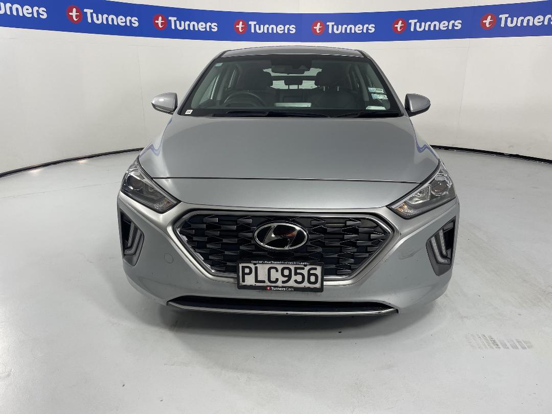 Photo '2' of Hyundai Ioniq Photo '2' of Hyundai Ioniq