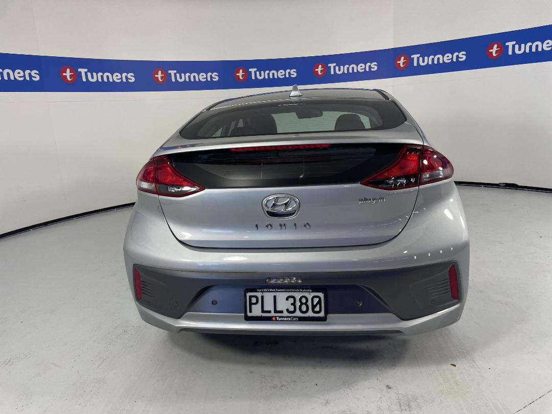 Photo '6' of Hyundai Ioniq