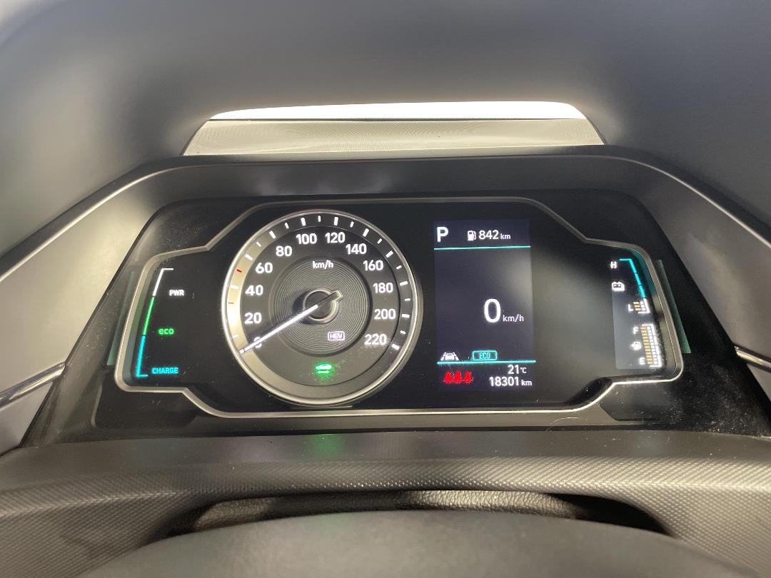 Photo '21' of Hyundai Ioniq