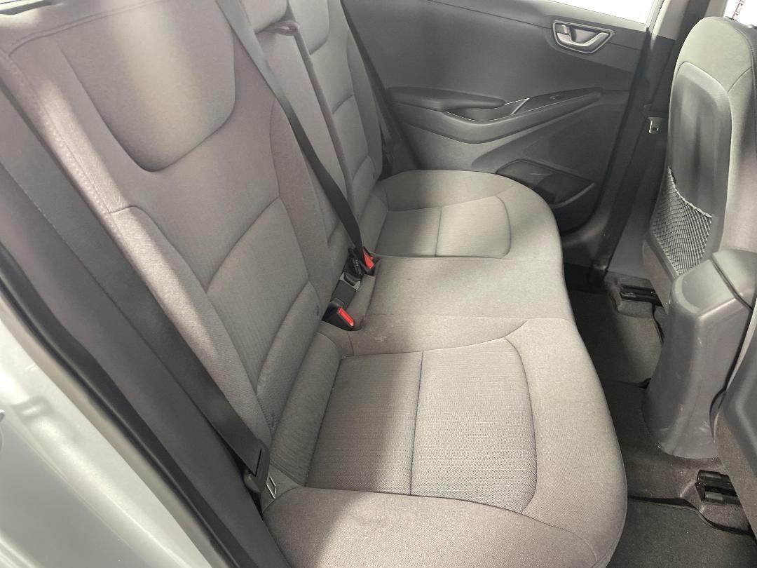 Photo '20' of Hyundai Ioniq Photo '20' of Hyundai Ioniq