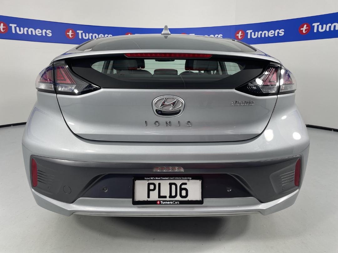 Photo '6' of Hyundai Ioniq