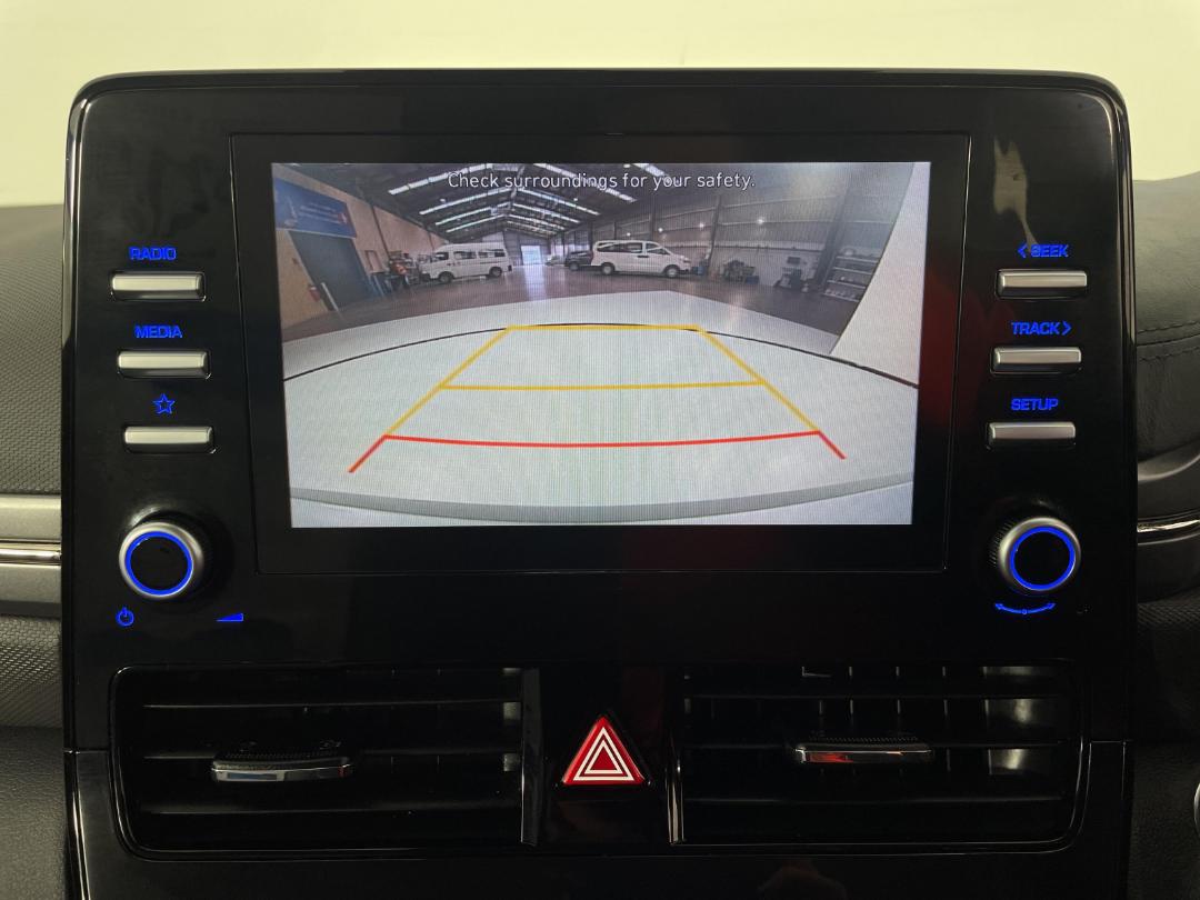 Photo '29' of Hyundai Ioniq