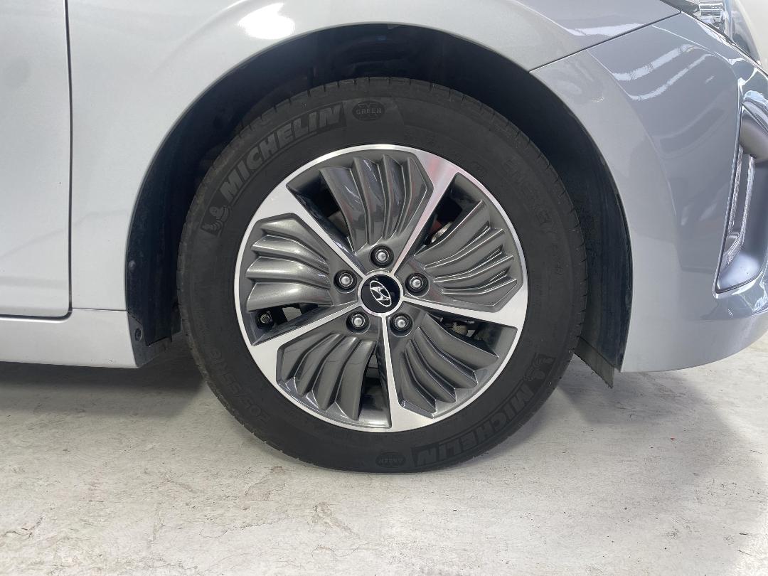 Photo '9' of Hyundai Ioniq