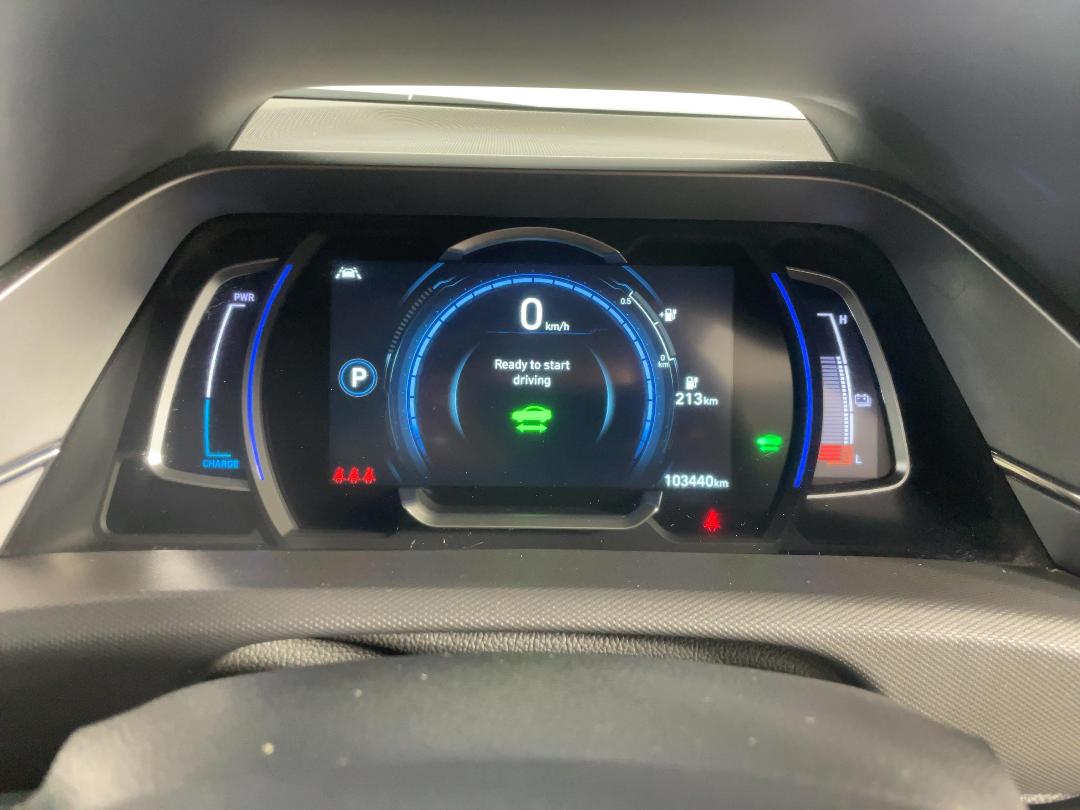 Photo '21' of Hyundai Ioniq