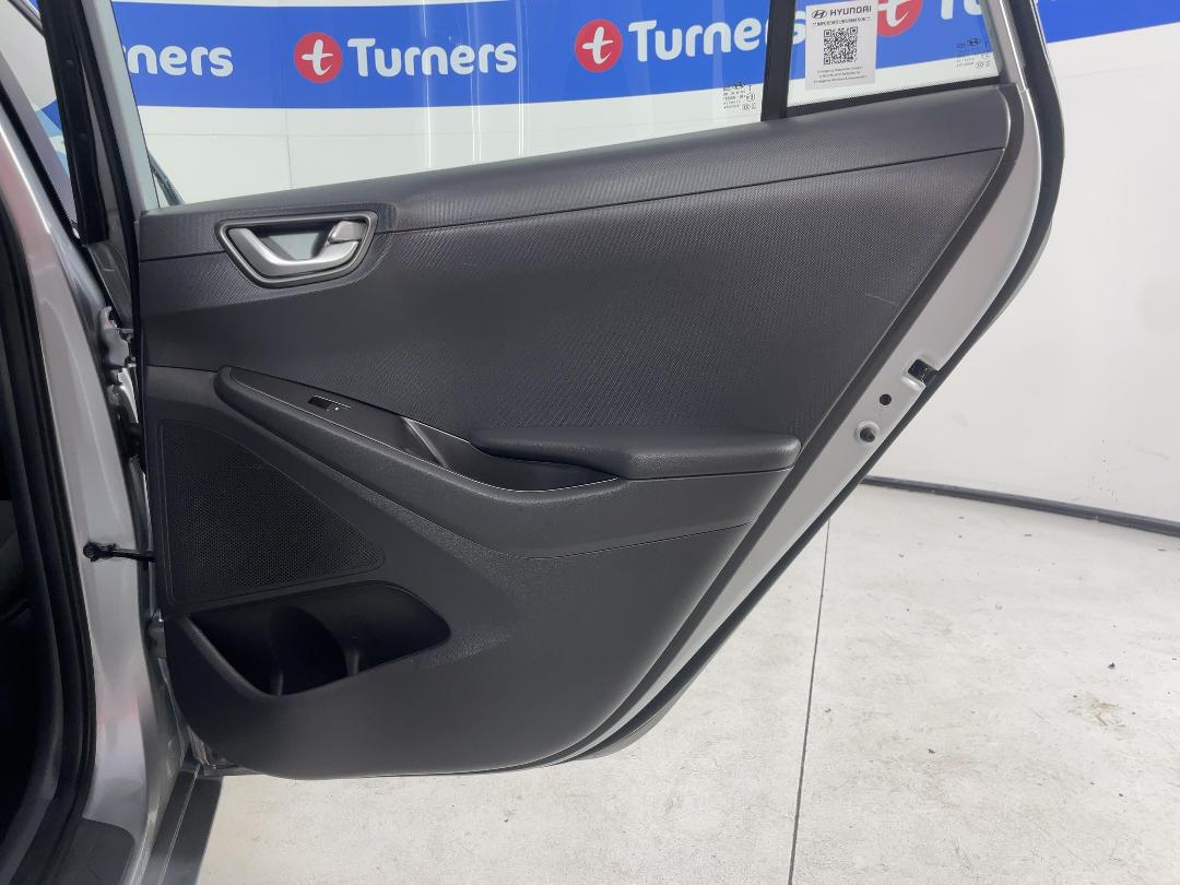 Photo '19' of Hyundai Ioniq