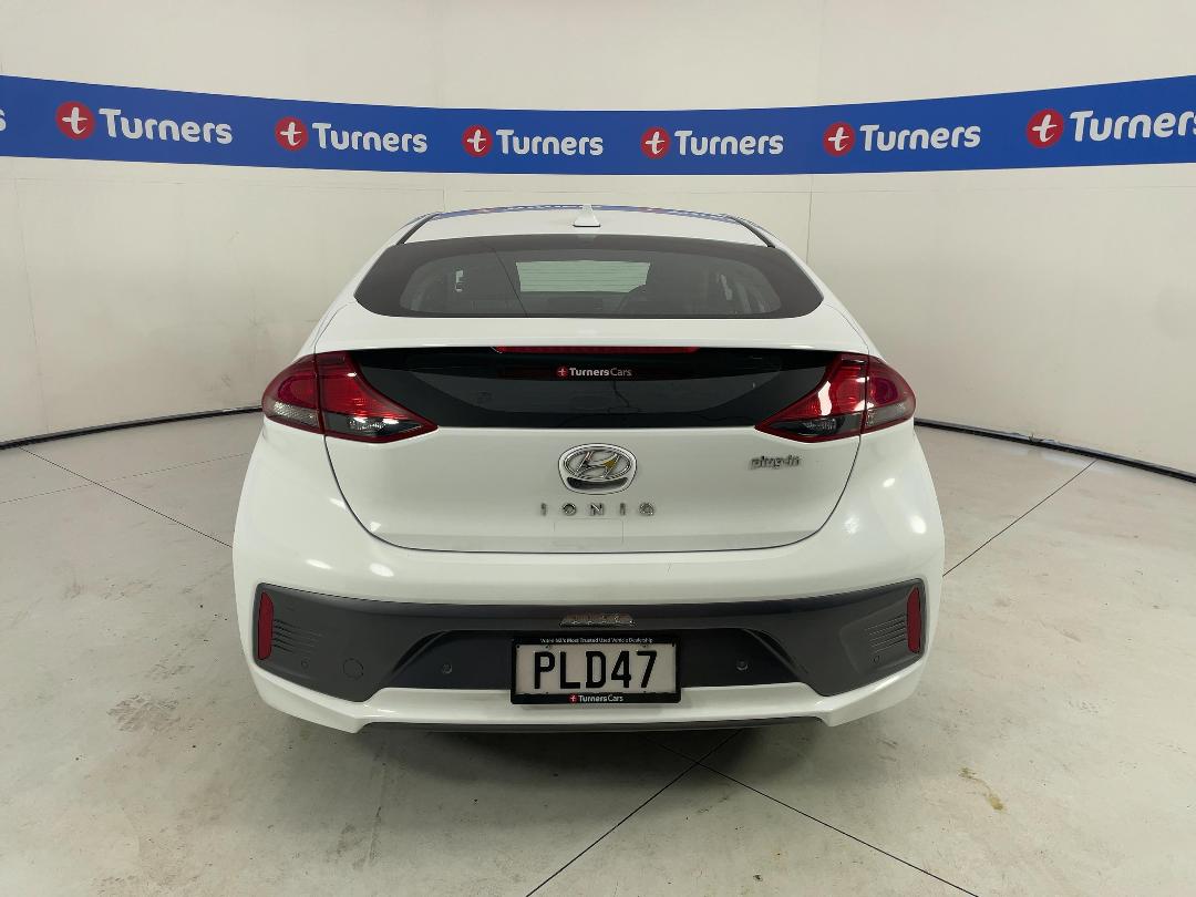 Photo '6' of Hyundai Ioniq