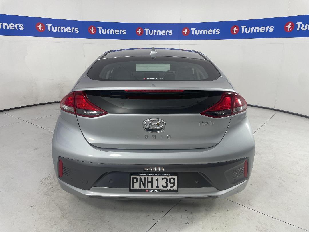 Photo '6' of Hyundai Ioniq