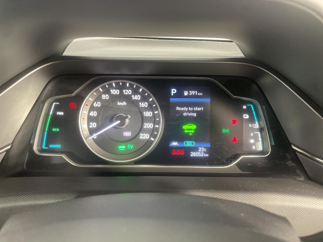 Photo '21' of Hyundai Ioniq