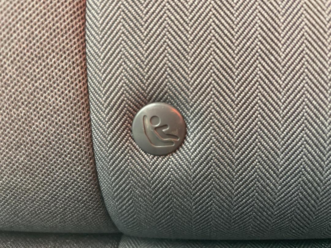 Photo '23' of Hyundai Ioniq