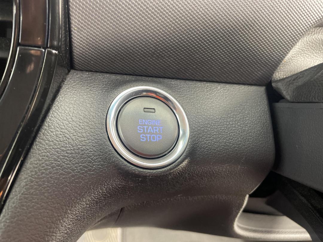 Photo '26' of Hyundai Ioniq