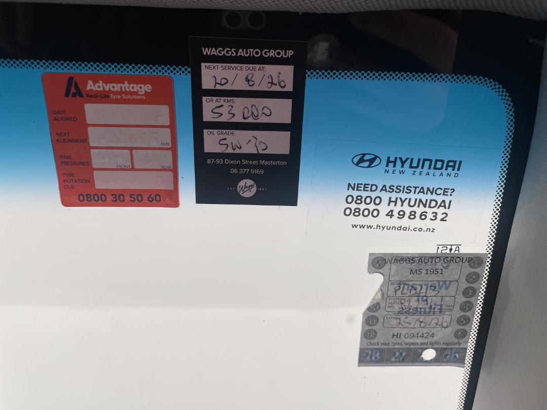 Photo '34' of Hyundai Ioniq