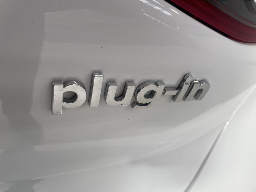 Photo '36' of Hyundai Ioniq