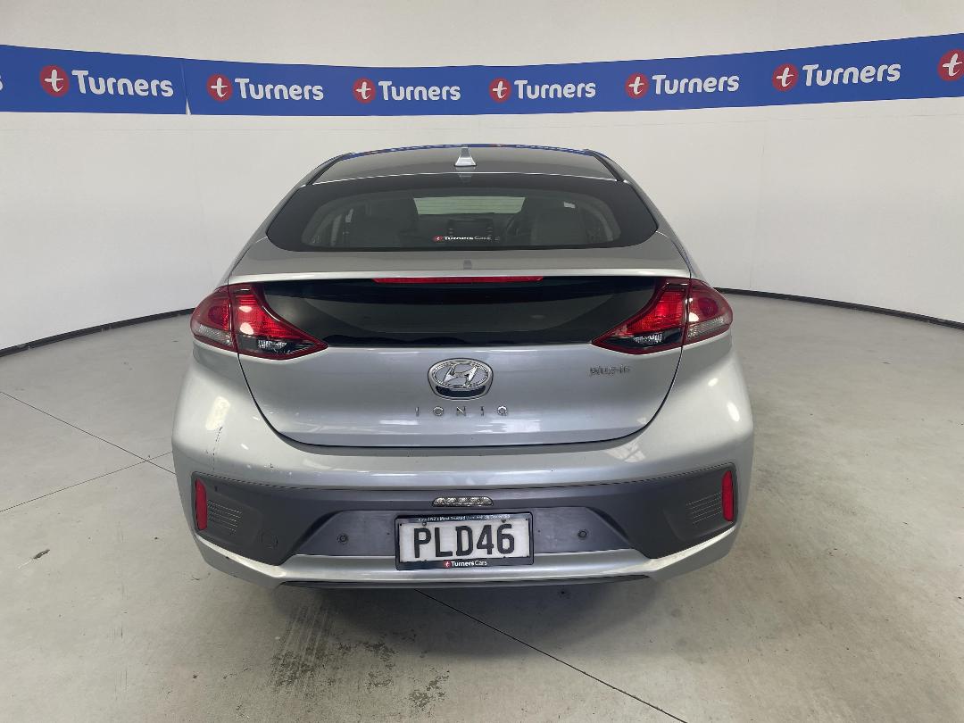 Photo '6' of Hyundai Ioniq