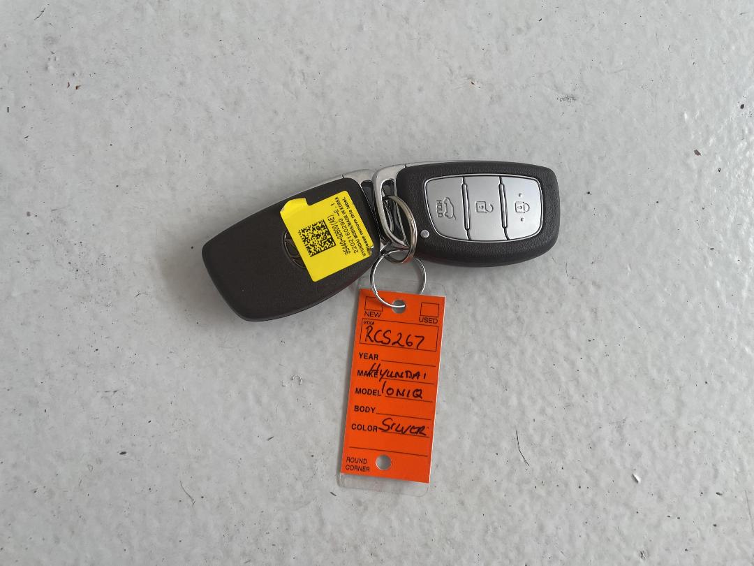 Photo '22' of Hyundai Ioniq Photo '22' of Hyundai Ioniq