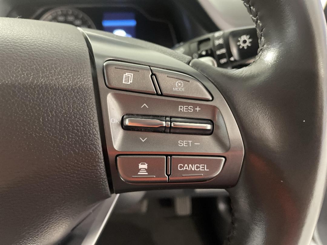 Photo '26' of Hyundai Ioniq Photo '26' of Hyundai Ioniq