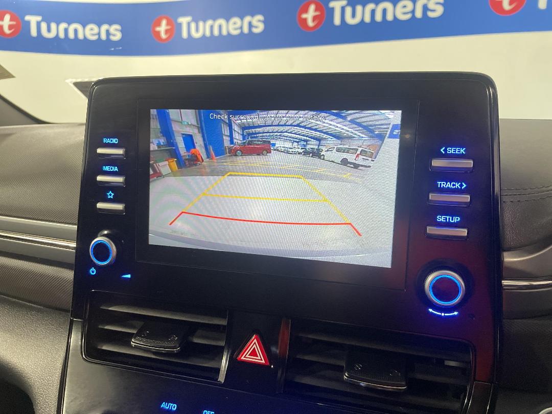 Photo '30' of Hyundai Ioniq Photo '30' of Hyundai Ioniq