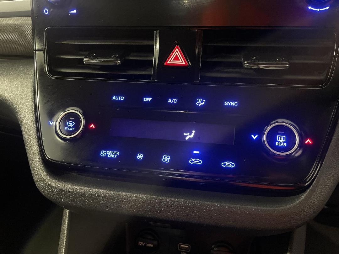 Photo '31' of Hyundai Ioniq Photo '31' of Hyundai Ioniq