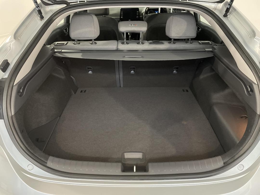 Photo '14' of Hyundai Ioniq