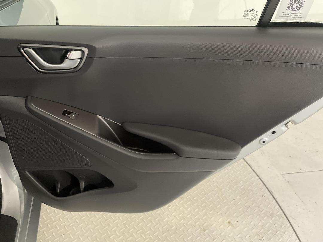 Photo '19' of Hyundai Ioniq