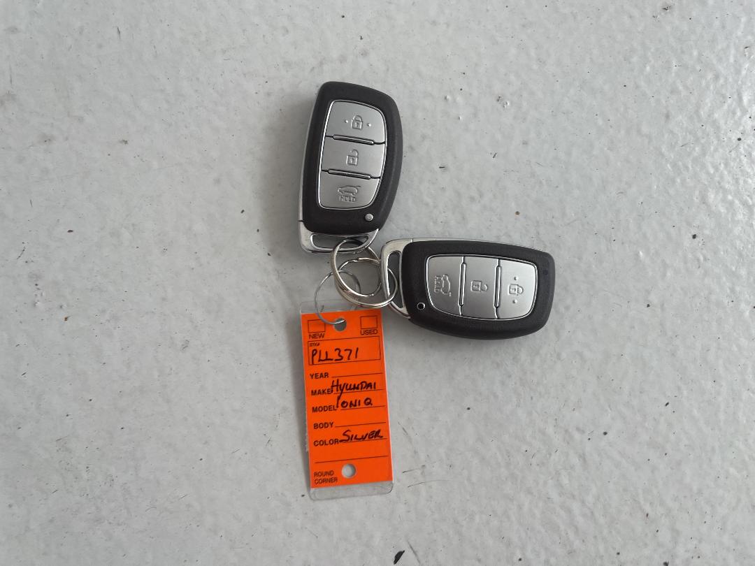 Photo '22' of Hyundai Ioniq