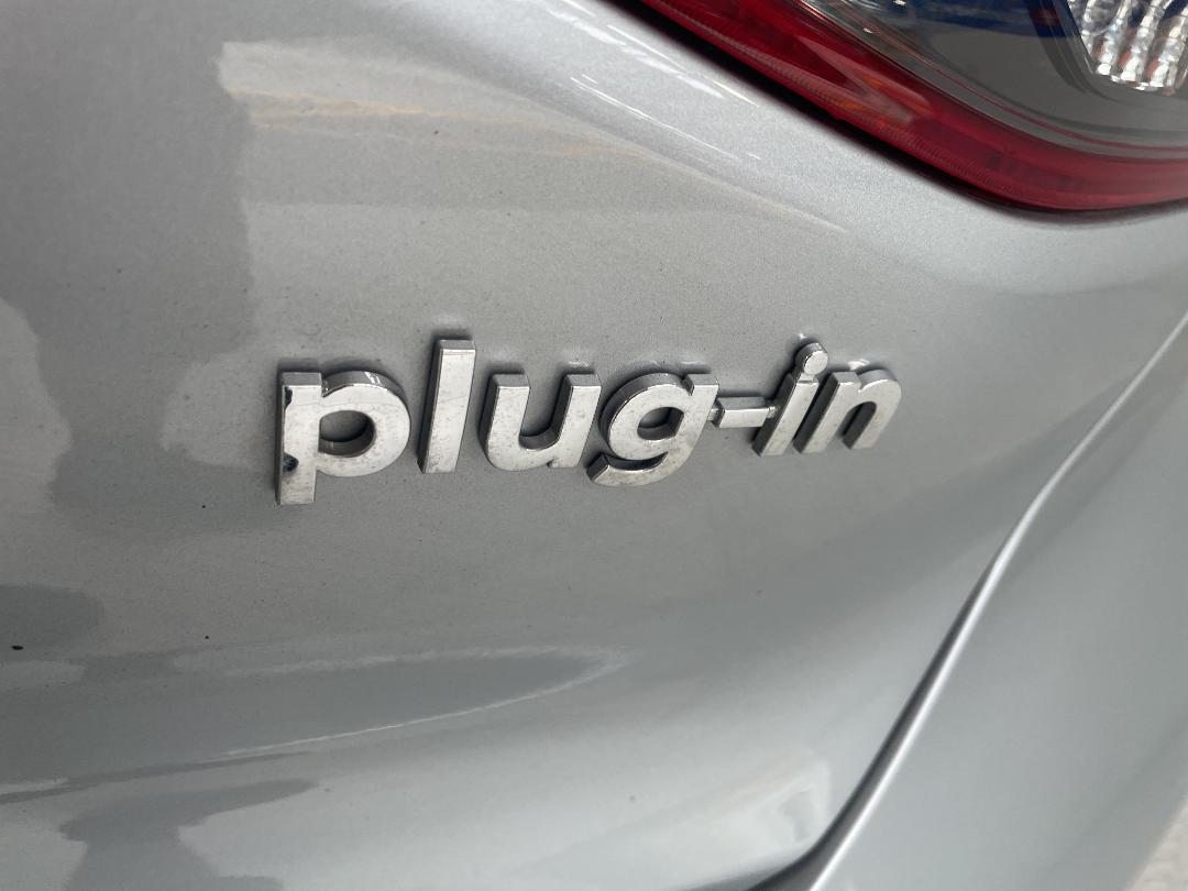 Photo '35' of Hyundai Ioniq