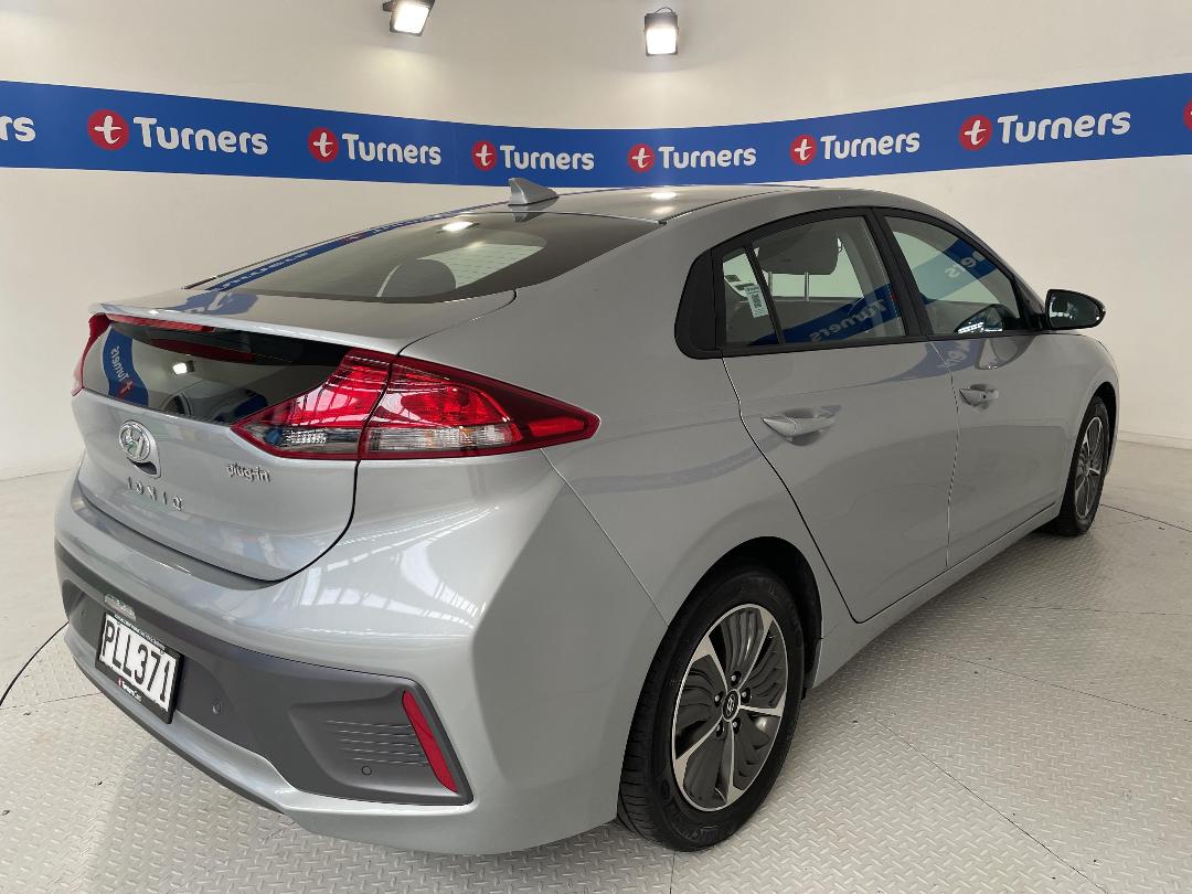 Photo '7' of Hyundai Ioniq