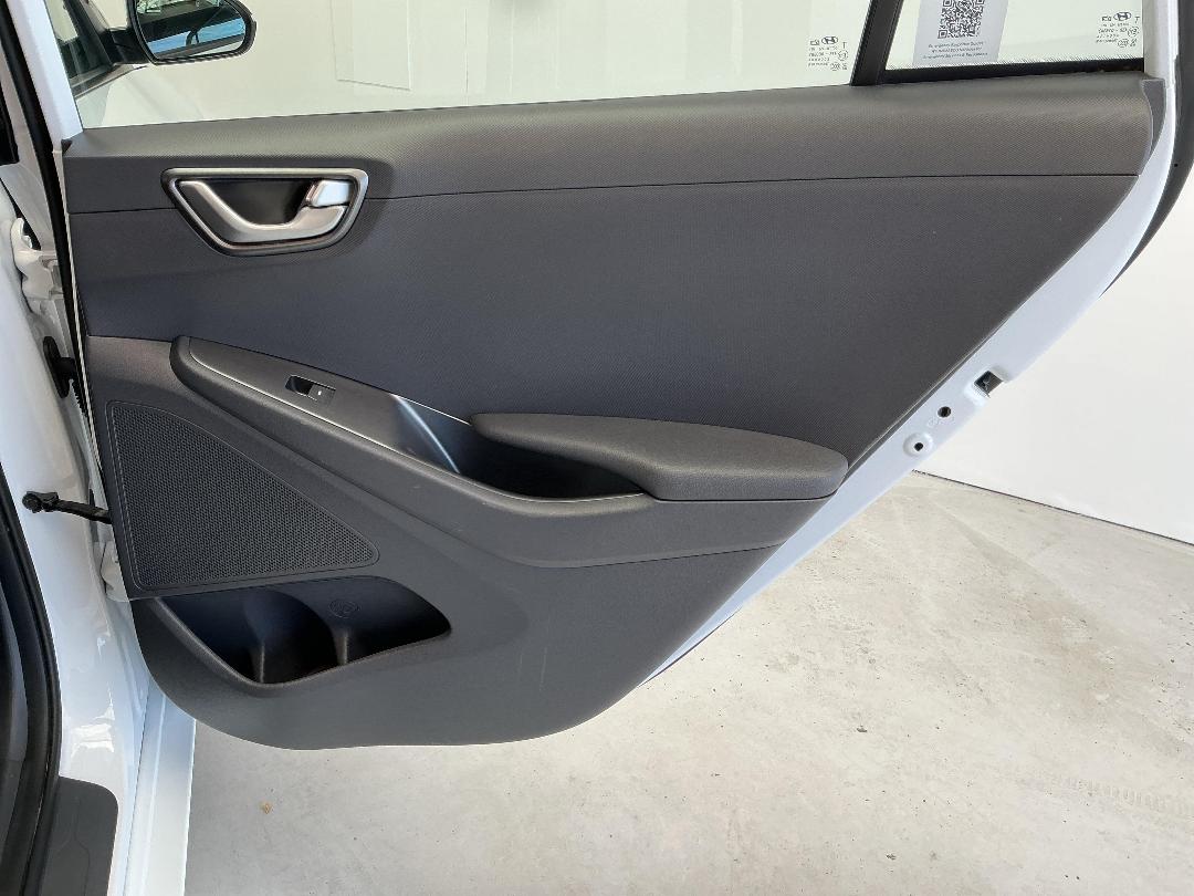 Photo '19' of Hyundai Ioniq