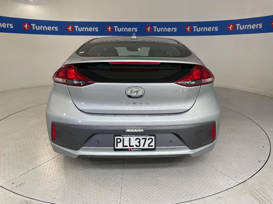 Photo '6' of Hyundai Ioniq