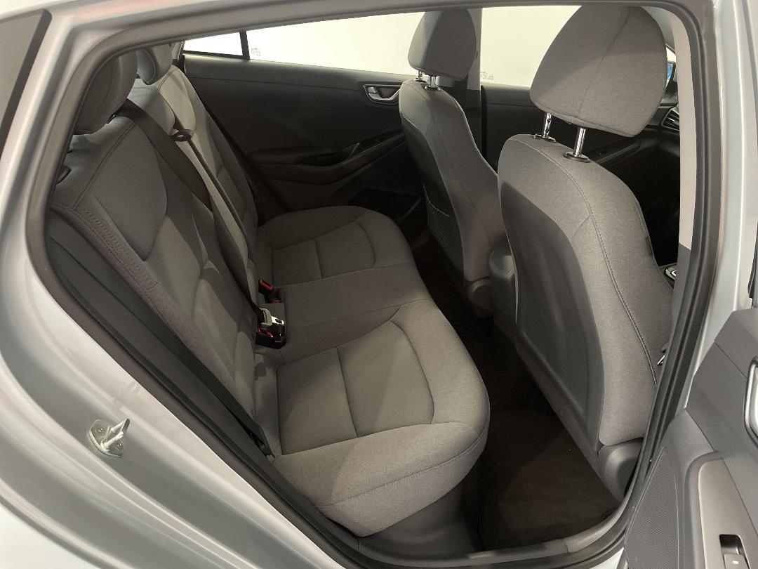Photo '20' of Hyundai Ioniq