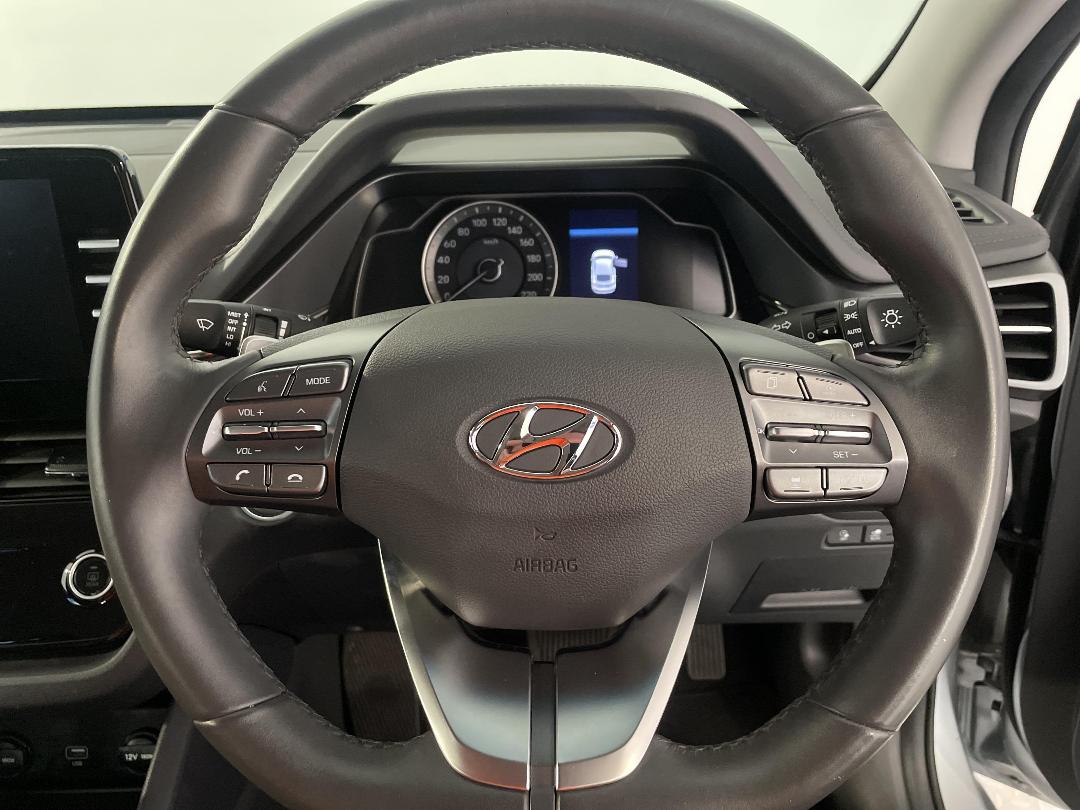 Photo '28' of Hyundai Ioniq