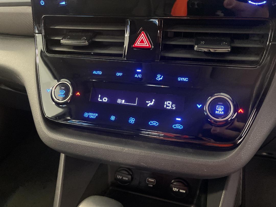 Photo '31' of Hyundai Ioniq