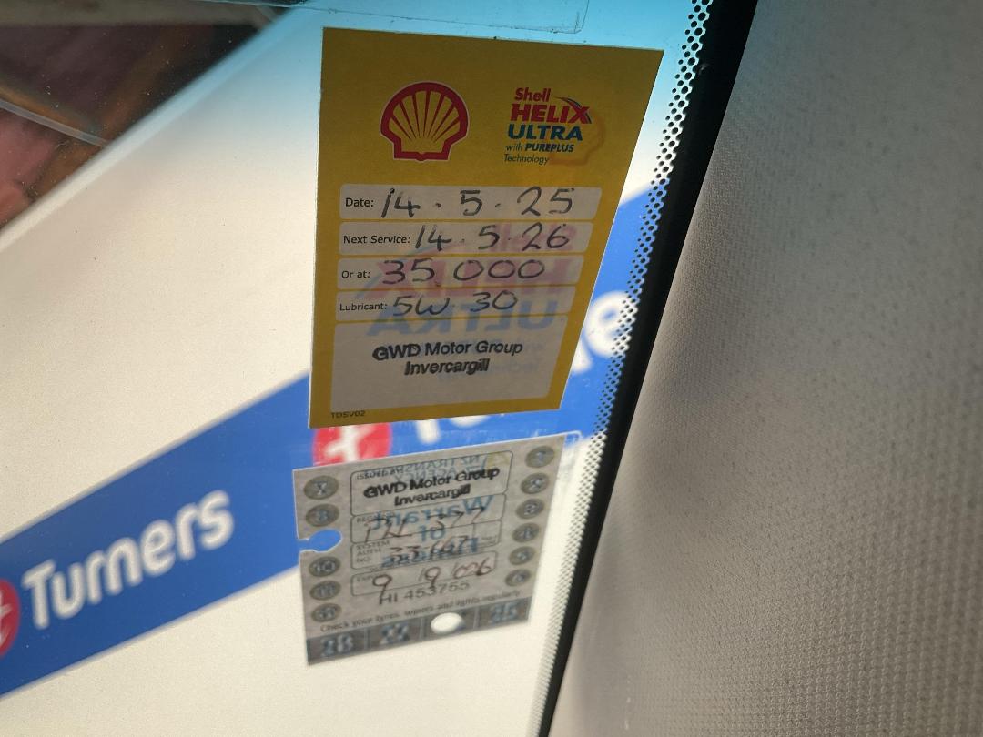 Photo '24' of Hyundai Ioniq Photo '24' of Hyundai Ioniq