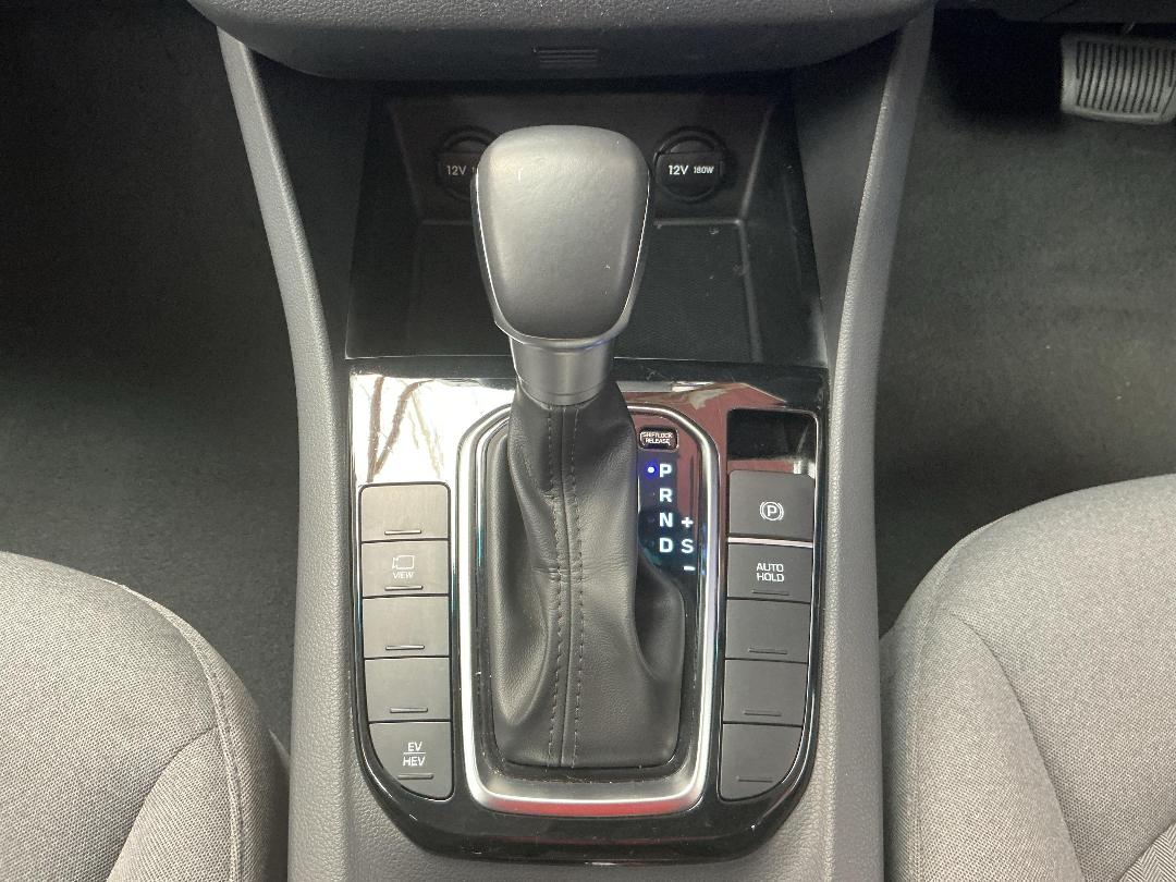 Photo '23' of Hyundai Ioniq Photo '23' of Hyundai Ioniq