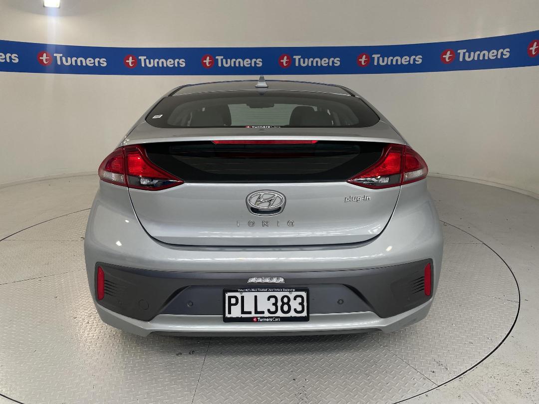 Photo '6' of Hyundai Ioniq