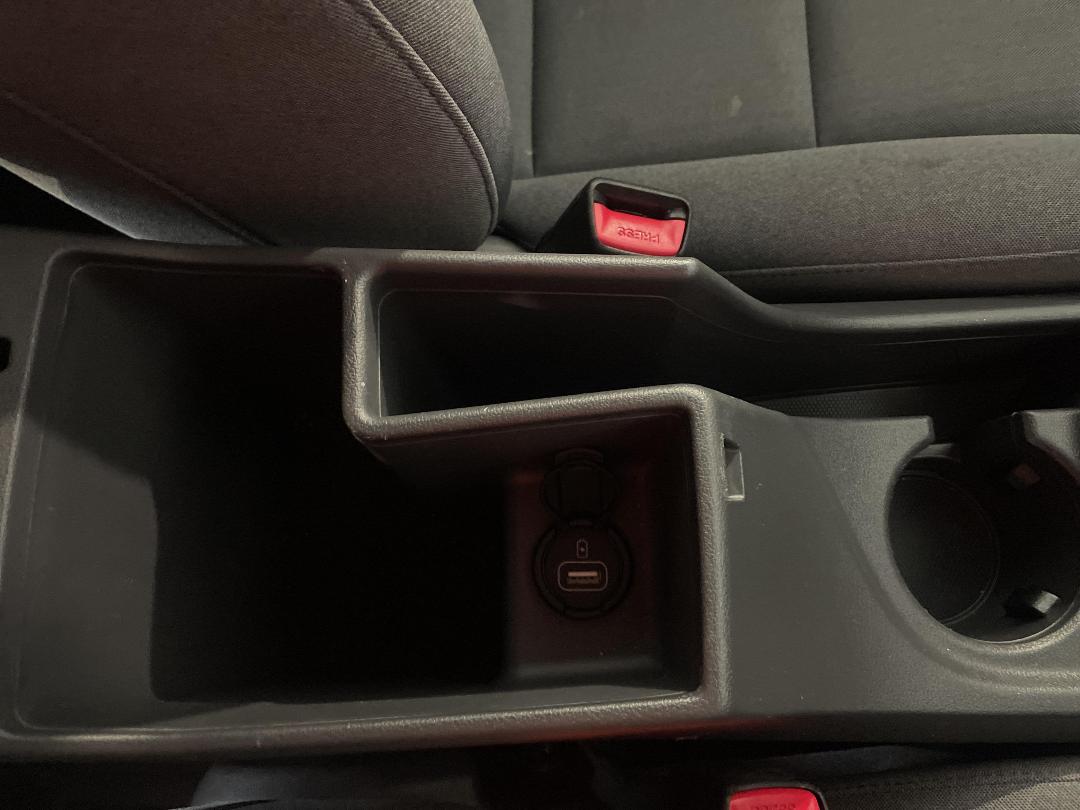 Photo '29' of Hyundai Ioniq