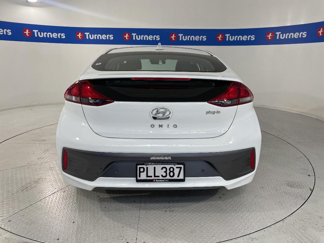 Photo '6' of Hyundai Ioniq