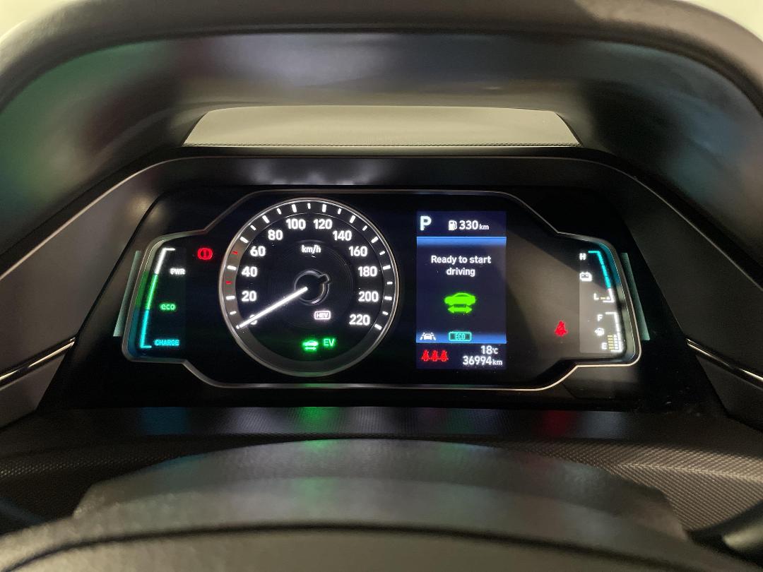 Photo '21' of Hyundai Ioniq