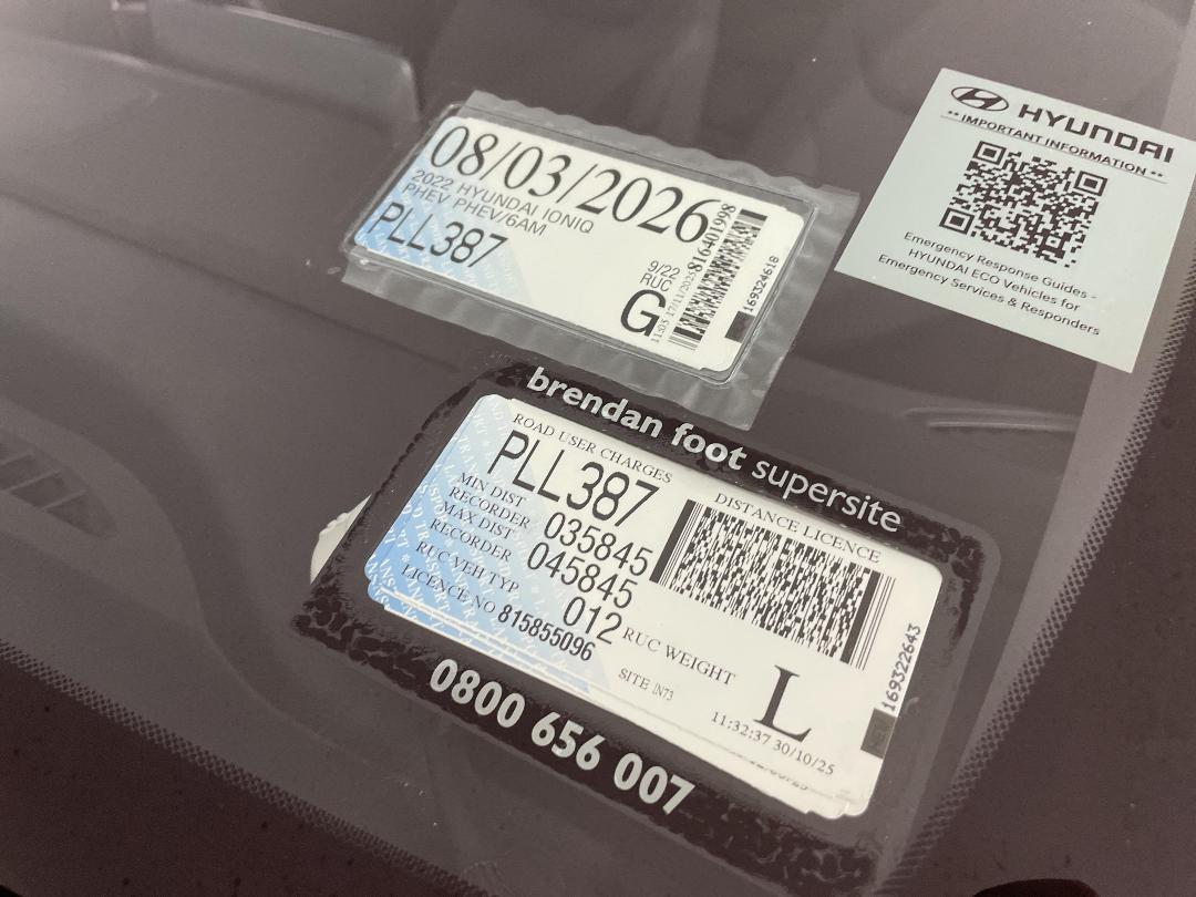 Photo '35' of Hyundai Ioniq