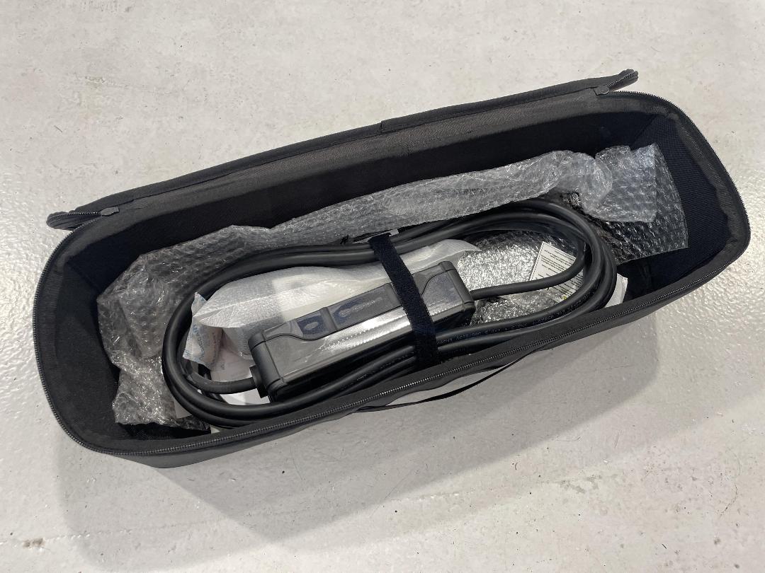 Photo '38' of Hyundai Ioniq