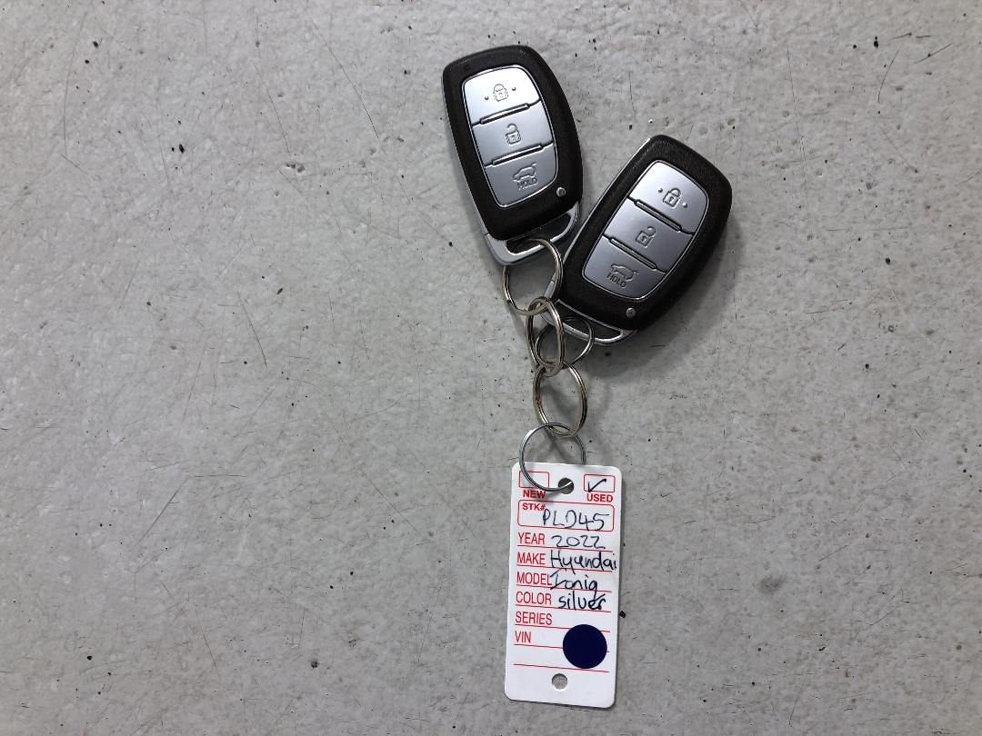 Photo '22' of Hyundai Ioniq