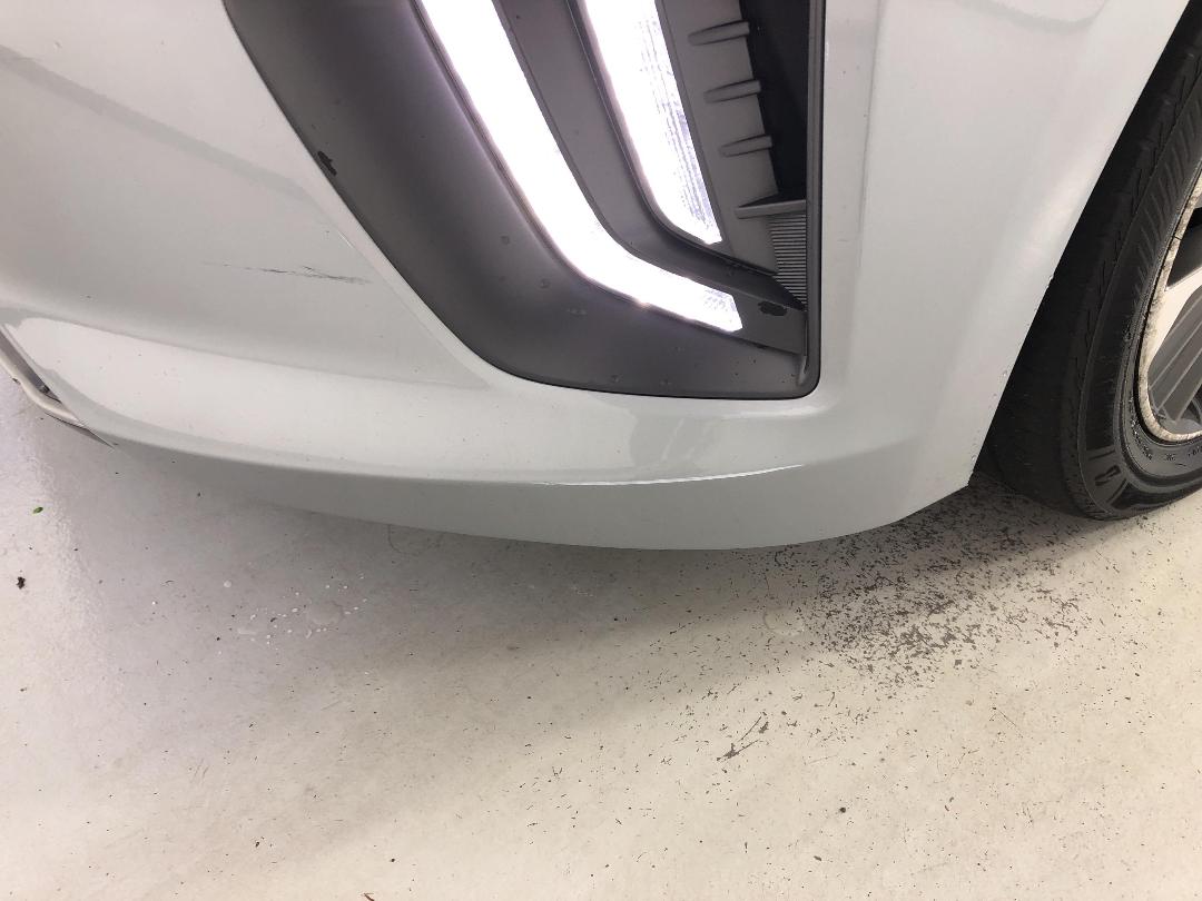 Photo '24' of Hyundai Ioniq